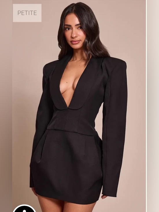 PrettyLittleThing Dresses & Skirts - PrettyLittleThing Black Plunge Blazer Mini Dress